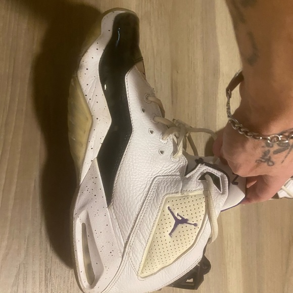 Mens, Jordan ONES - Picture 3 of 7